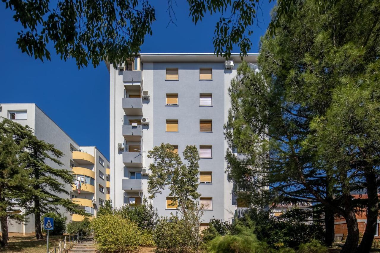 Blue Allure Apartment Rijeka Eksteriør billede